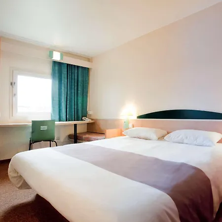 Ibis Koeln 2* 프레첸