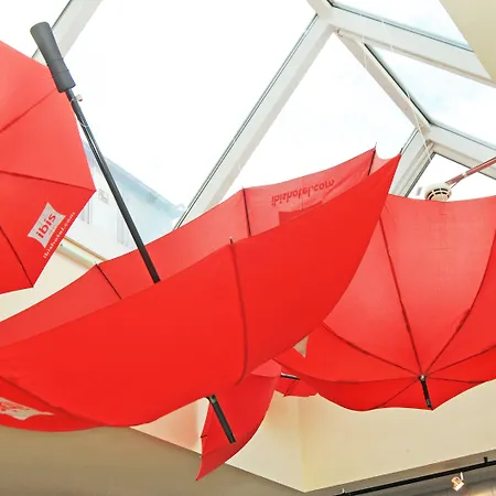 Ibis Koeln מלון פרכן