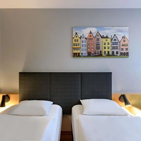 Ibis Koeln Отель 2*