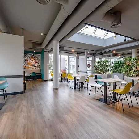 Отель Ibis Koeln