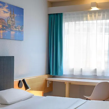 Ibis Koeln Отель 2*