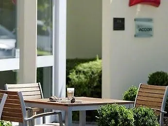 Ibis Koeln ホテル 2*