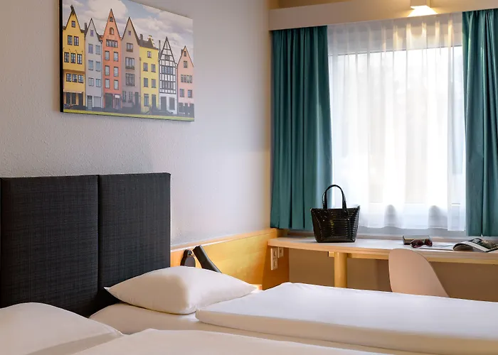 Hotel Ibis Koeln 2*